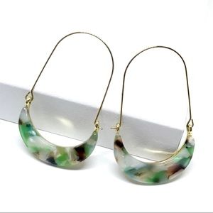 Anthropologie 💚 Gold Plated Green Marbled Big Crescent Hoop Earrings D26